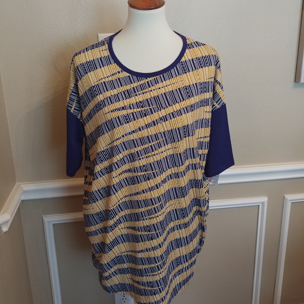 LuLaRoe Irma shirt